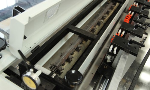 italian hot knife cutting system of kmm-d