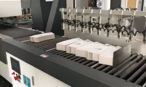 palletizing system of blanking machine