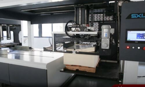 automatic feeder system